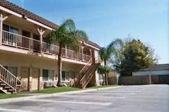 Motel Tradewinds Airport
