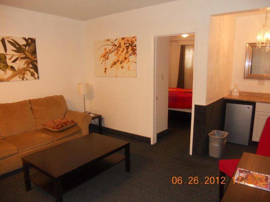 Tradewinds Airport 2* Inglewood